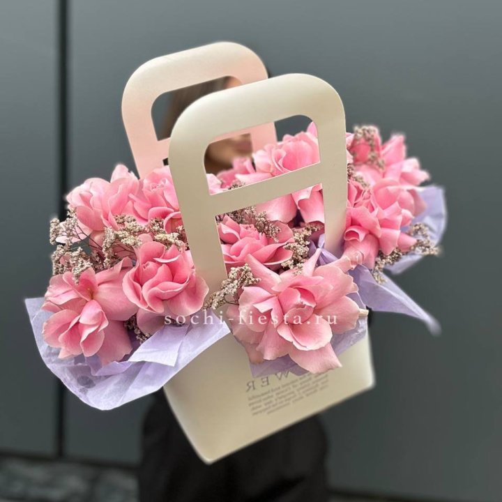 Сумочка розовых роз "Плинки" в Махачкале