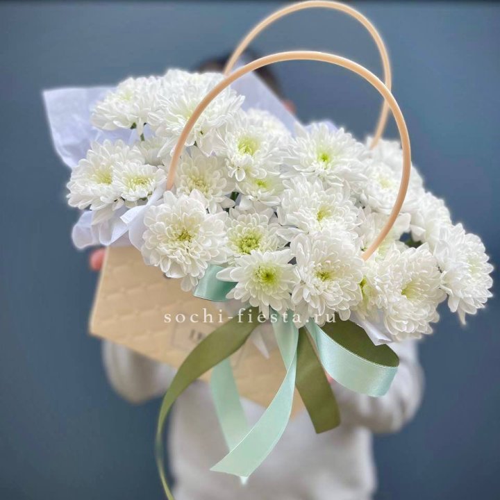 Сумочка с хризантемами в Махачкале