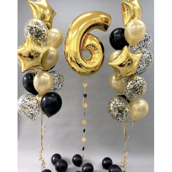 Цифра с фонтанами шаров  в Махачкале