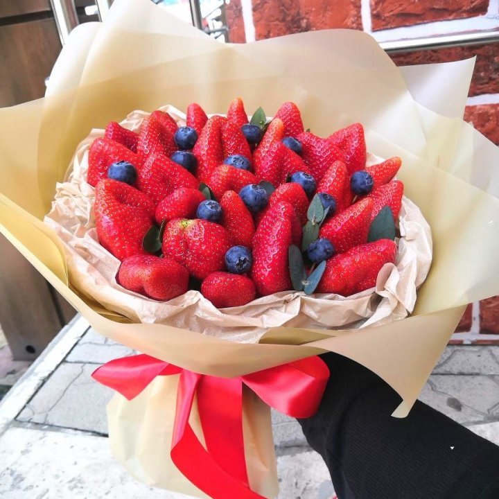 Ягодный бум №3 в Махачкале