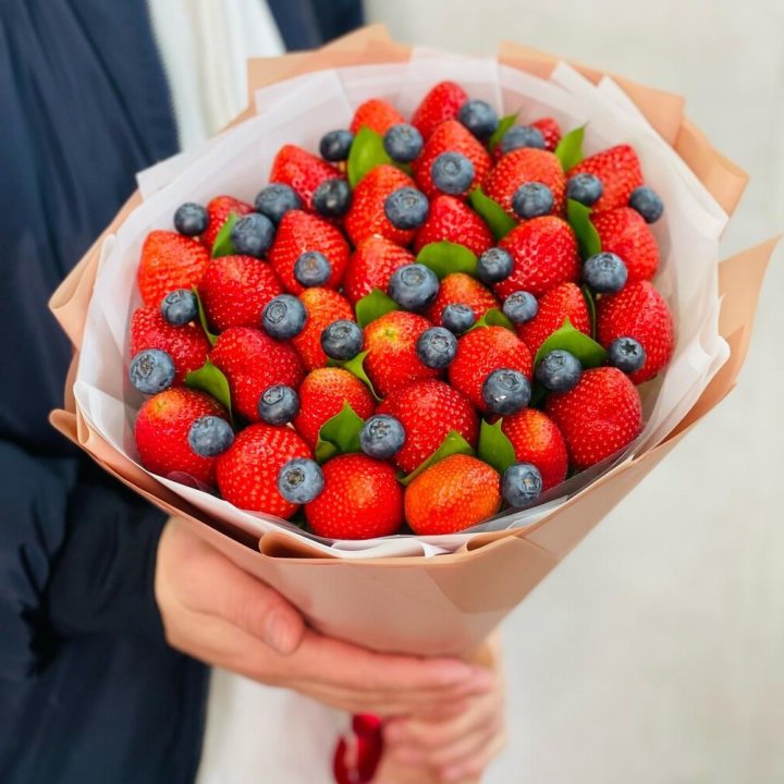 Ягодный бум №4 в Махачкале