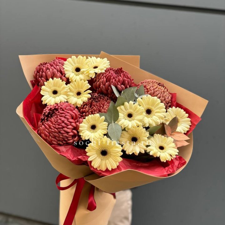 Букет гербер и хризантем Бигуди в Махачкале