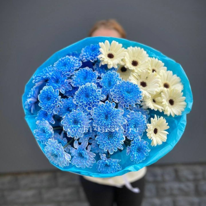 Букет хризантем и гербер в Махачкале