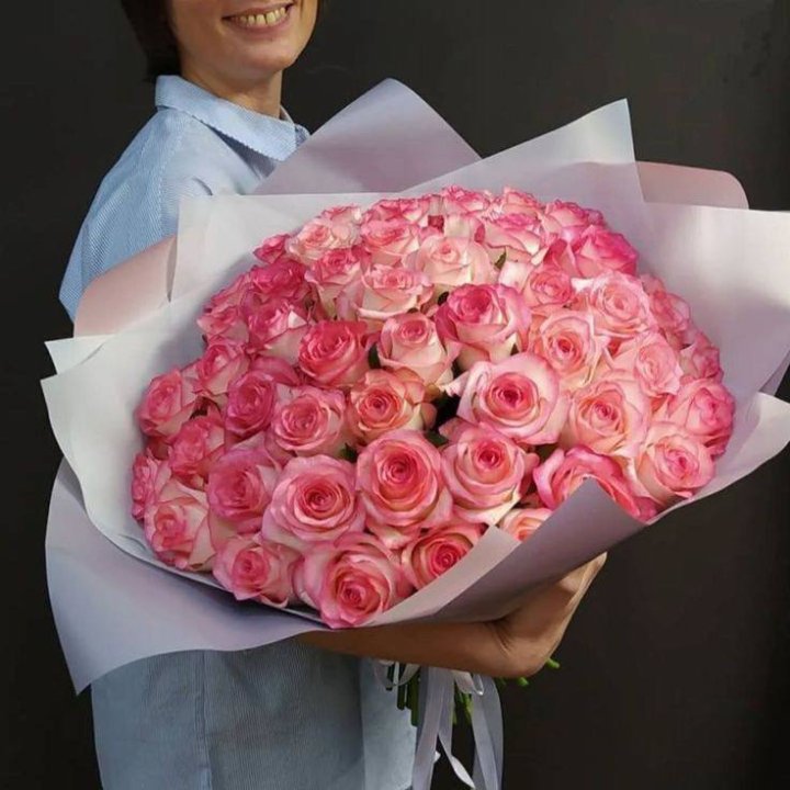 101 роза Джумилия в оформлении  в Махачкале