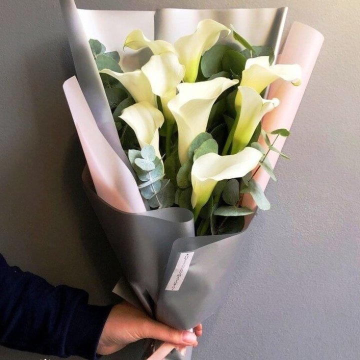 Каллы с эвкалиптом в Махачкале