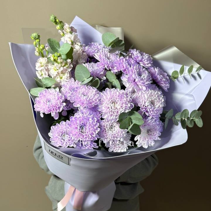 Дуо хризантема и маттиола в Махачкале