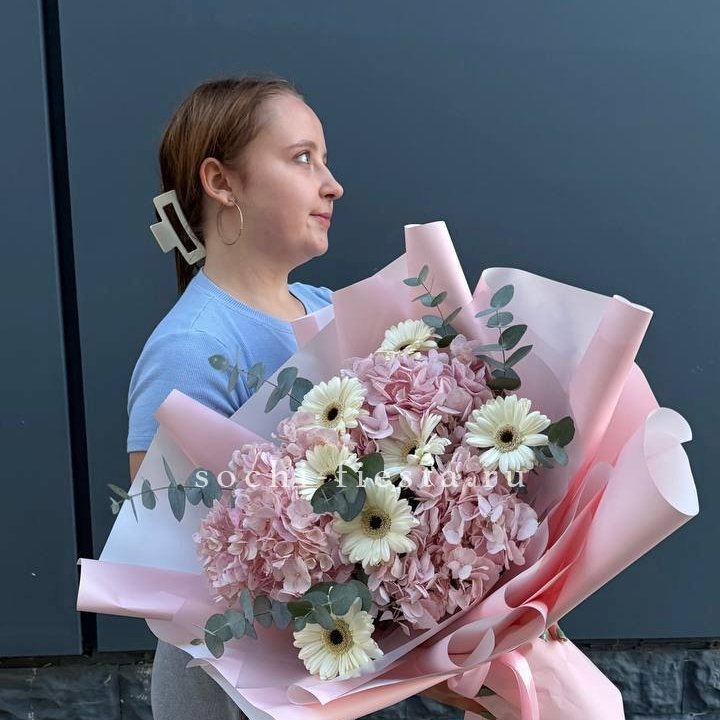 Букет "Знак любви" в Махачкале