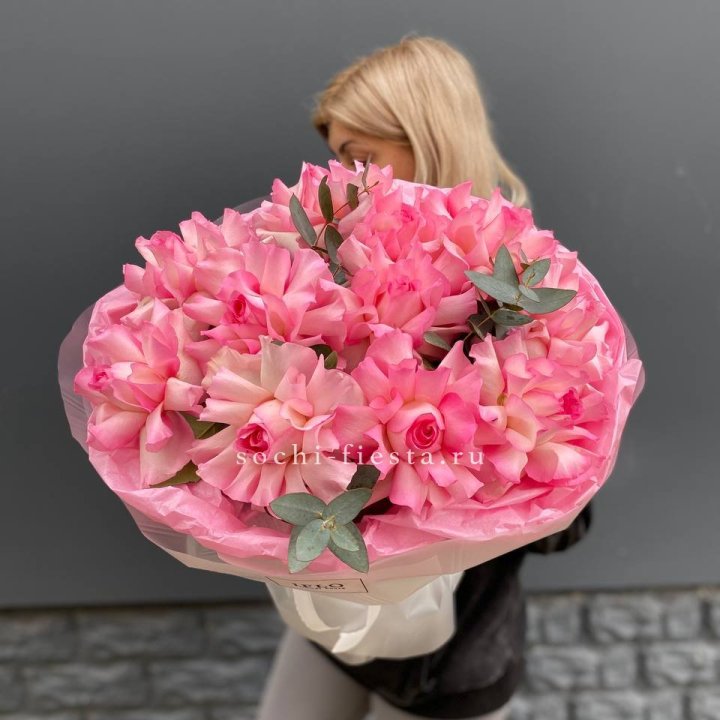 11 французских роз в Махачкале