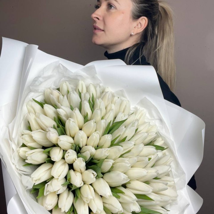 101 белый тюльпан №2 в Махачкале