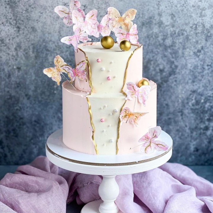 Торт "Бабочки в животе" в Махачкале