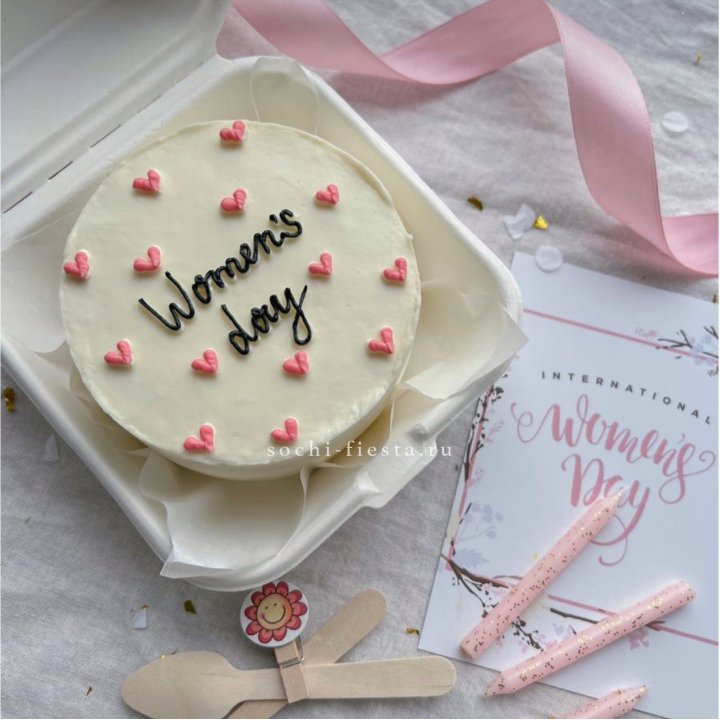 Бенто-торт "Дорогим женщинам"  в Махачкале