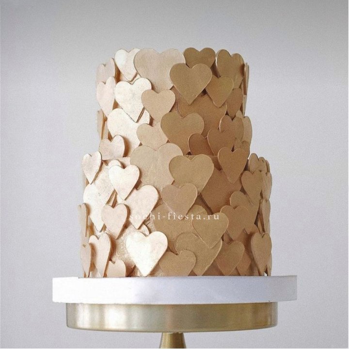Торт "Hearts" gold в Махачкале
