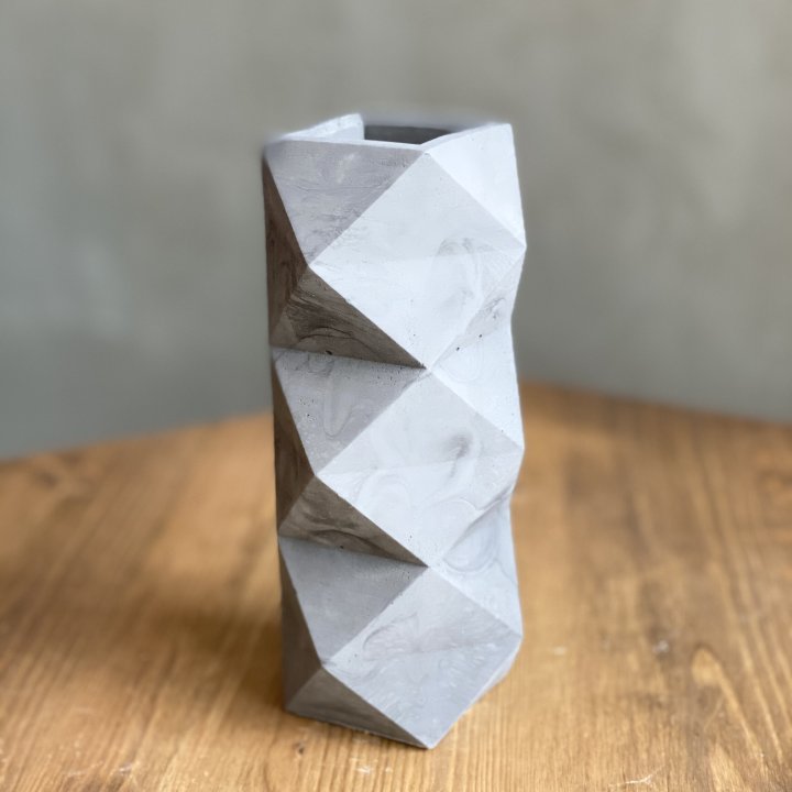 Дизайнерская ваза №1 в Махачкале