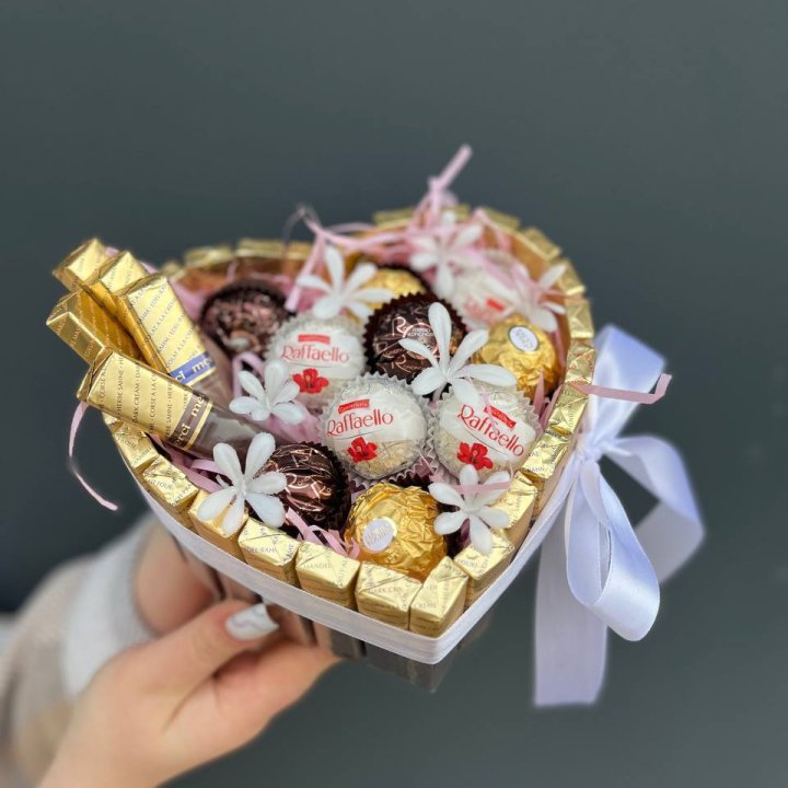 Подарочный набор шоколада в Махачкале