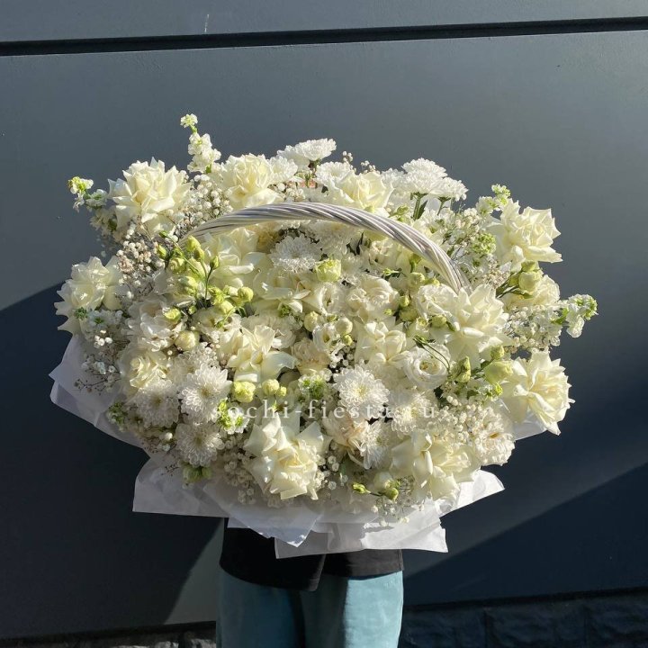 Корзина "Белоснежка" в Махачкале