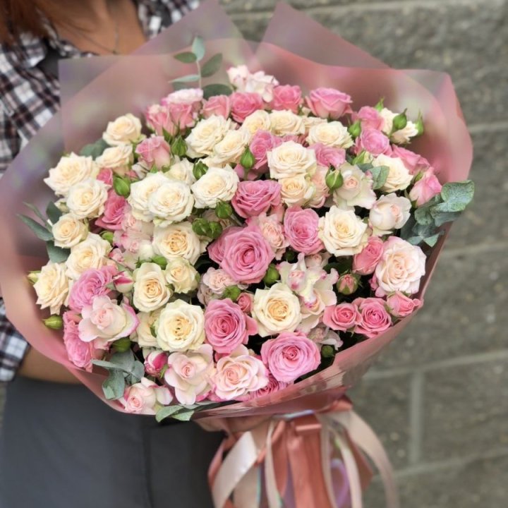 21 кустовая роза в Махачкале