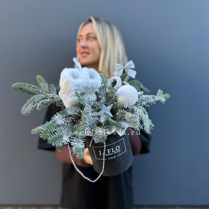 Новогодний бокс "Ботс вайт" в Махачкале