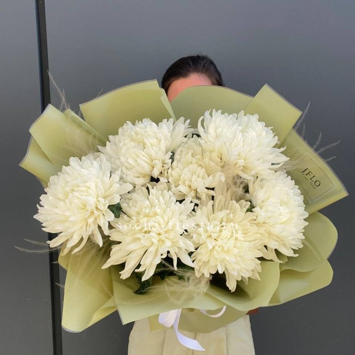 Букет одноголовых хризантем  в Махачкале