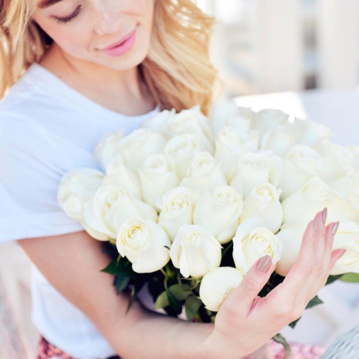 Букет высоких роз "Облака" в Махачкале