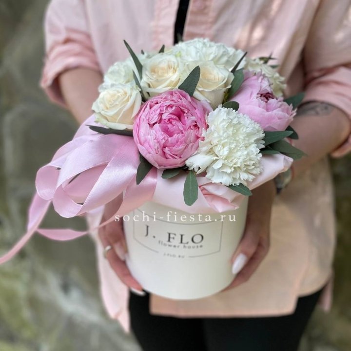 Цветочный бокс мини №2 в Махачкале