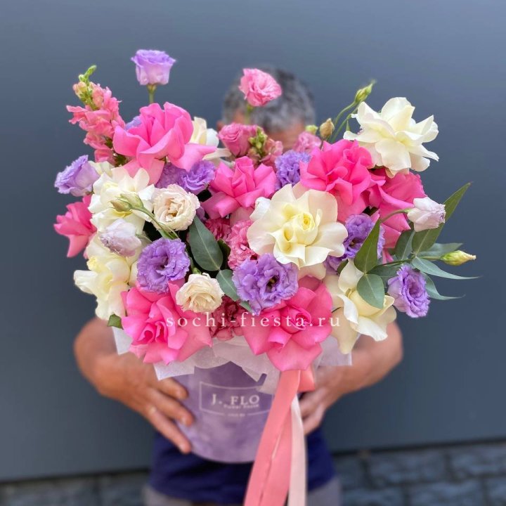 Цветочный бокс "Сиона" в Махачкале