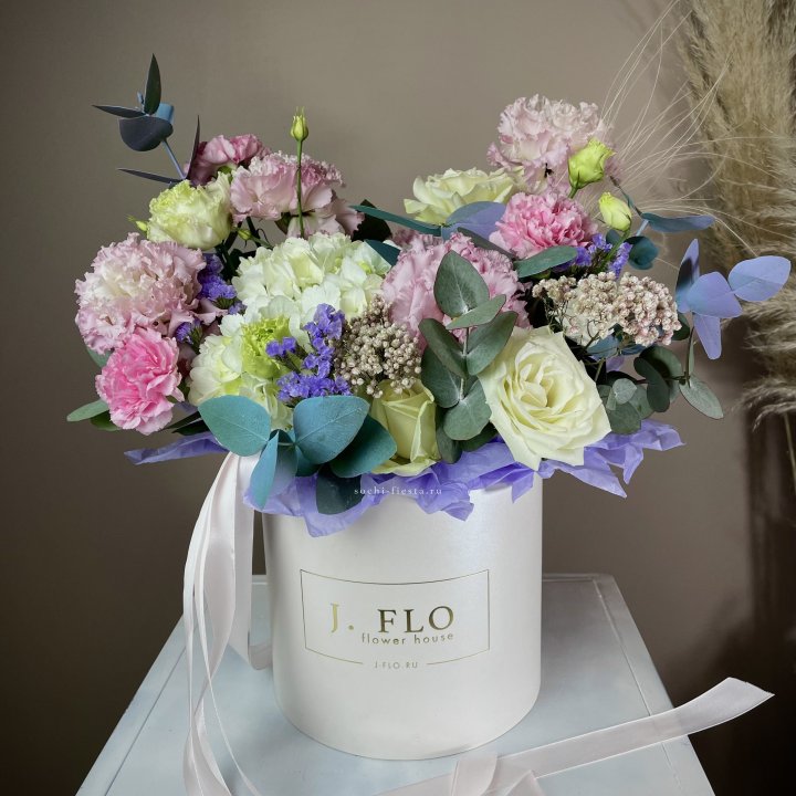 Цветочная коробка "Ода" в Махачкале