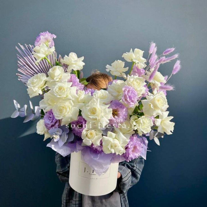 Цветочный бокс "Изабель" в Махачкале