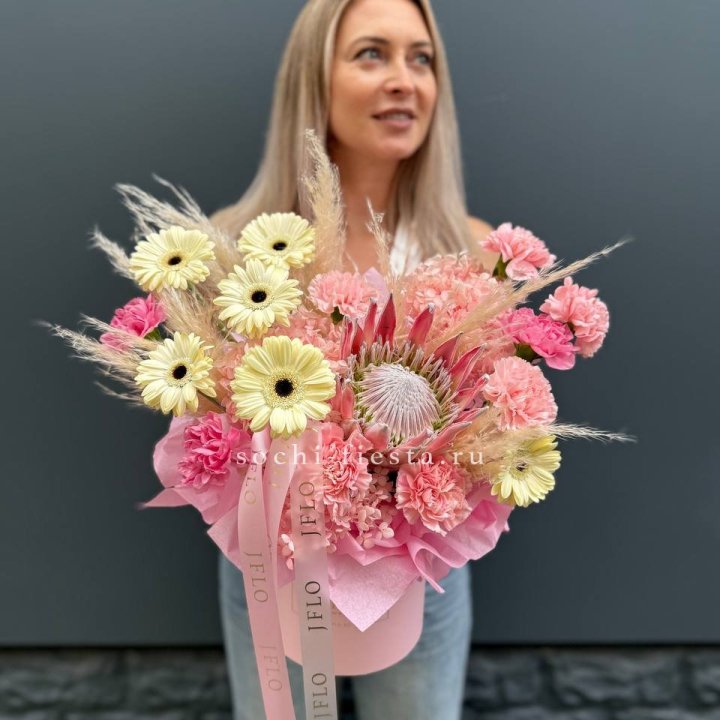 Авторский бокс "Принцесса"  в Махачкале