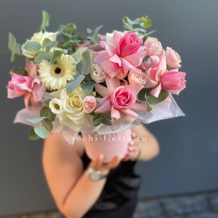  Коробочка  "Полу месяц" в Махачкале