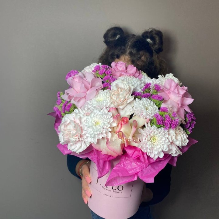  Бокс "Нежная яркость" в Махачкале