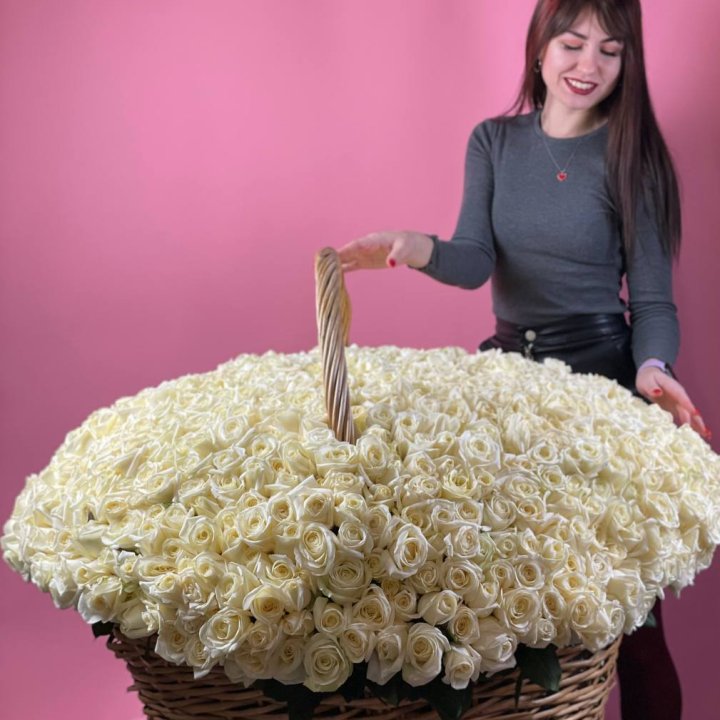 1001 белая роза в Махачкале