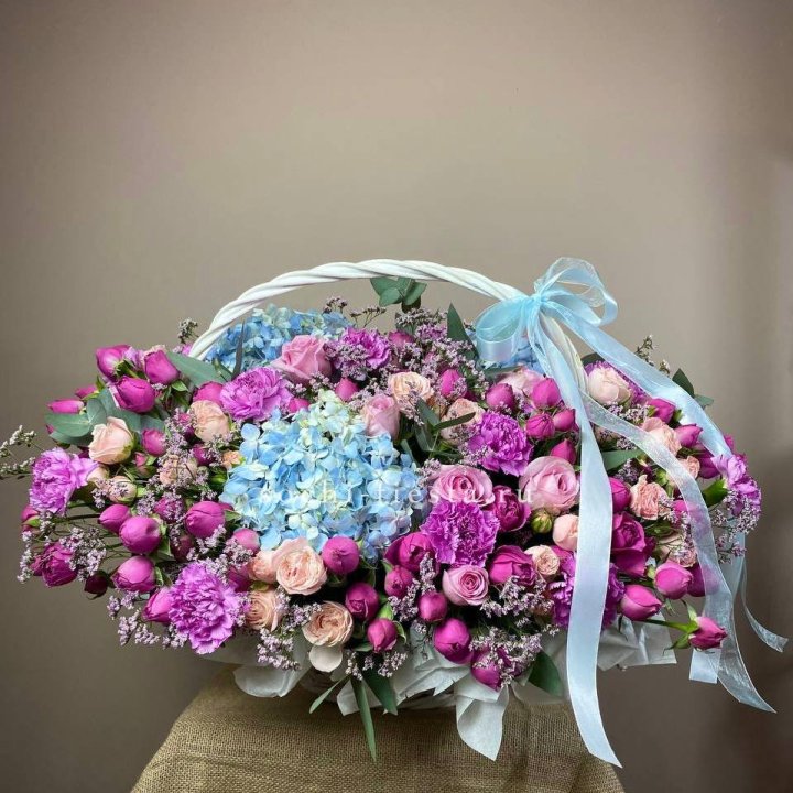 Авторская корзина "Лавандерия" в Махачкале