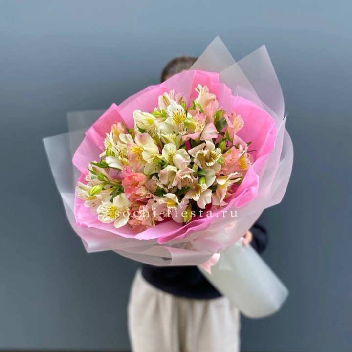 букет альстромерий "Черри" в Махачкале