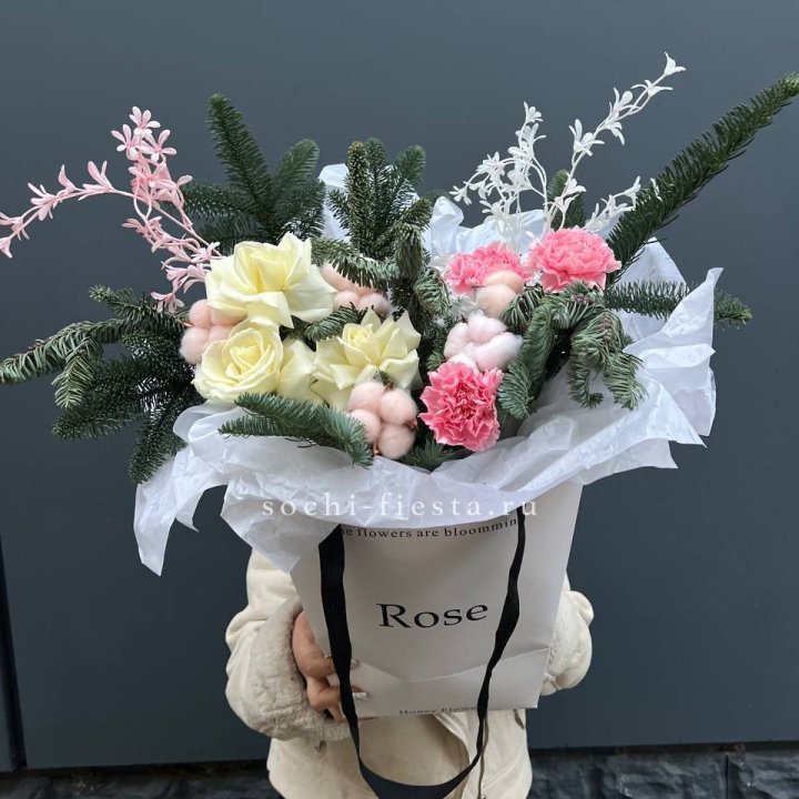 Цветочная сумка с нобилисом в Махачкале