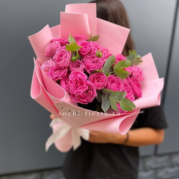 Пионовидные розы мисти баблс N.2 в Махачкале