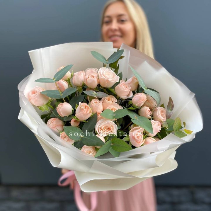 Букет кустовых роз "Фреш" в Махачкале