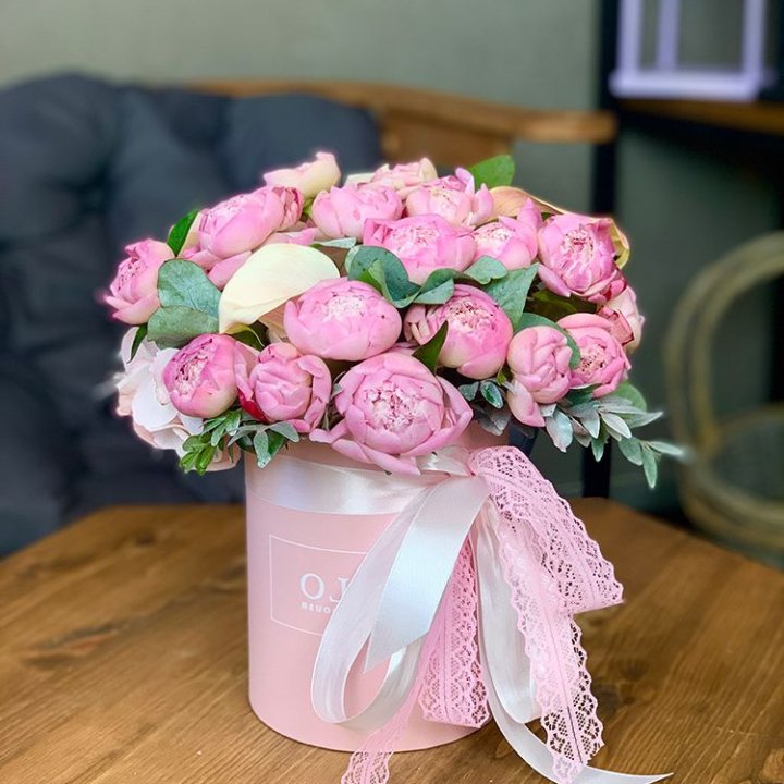 Композиция с пионами №1 в Махачкале