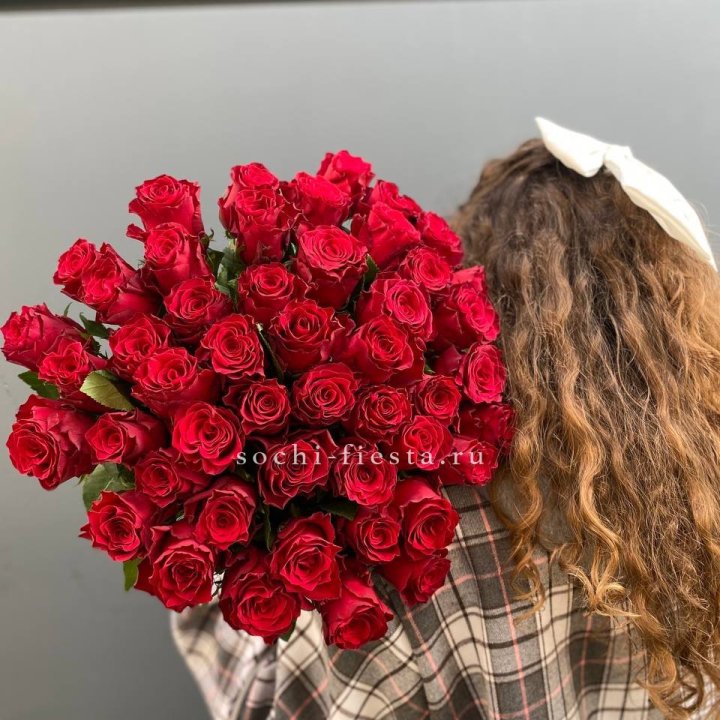 51 красная роза в Махачкале