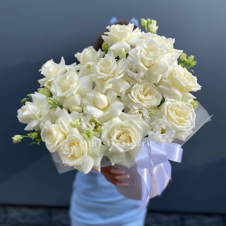 Коробка с цветами "Свен" в Махачкале