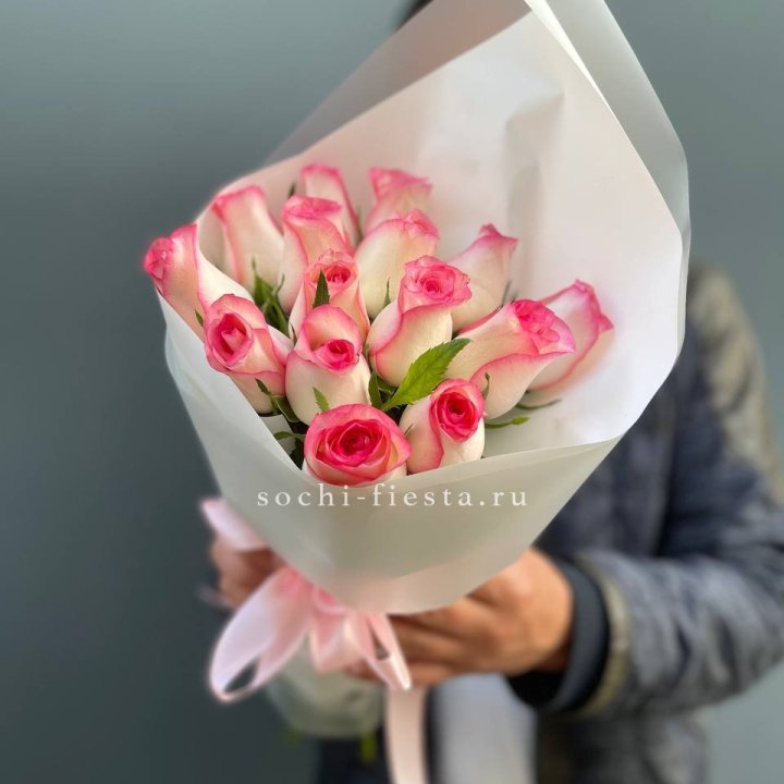 15 роз "Джумилия" в Махачкале