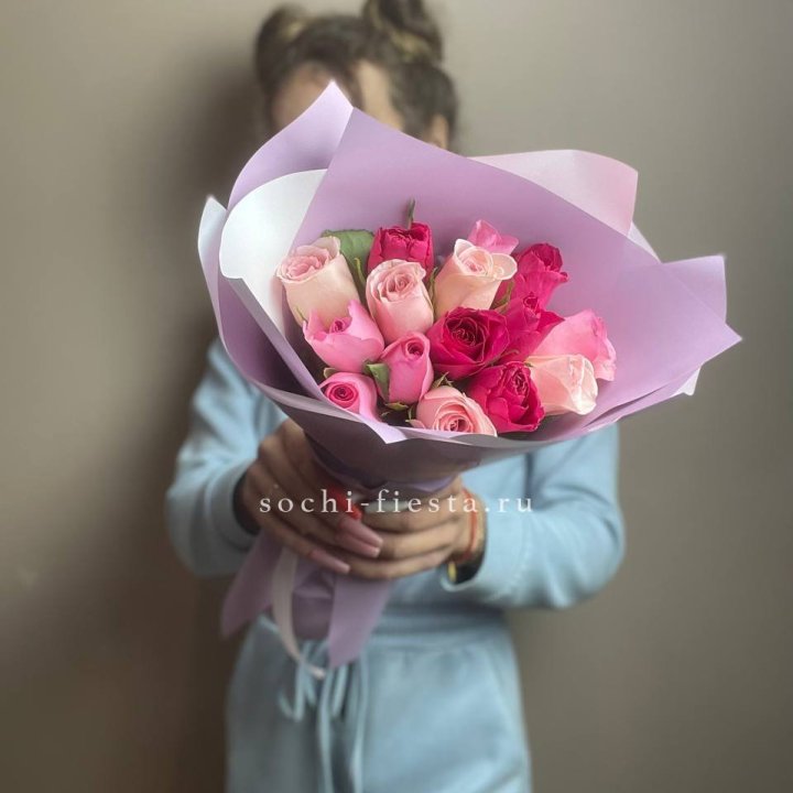 Букет из 15 роз Микс (Кения) в Махачкале