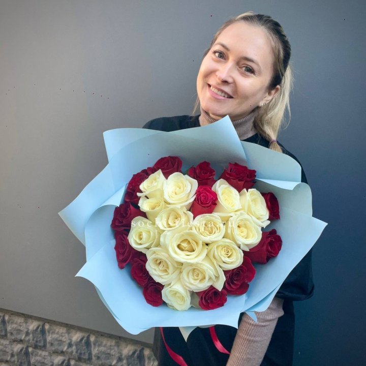 27 роз "Сердце" в Махачкале