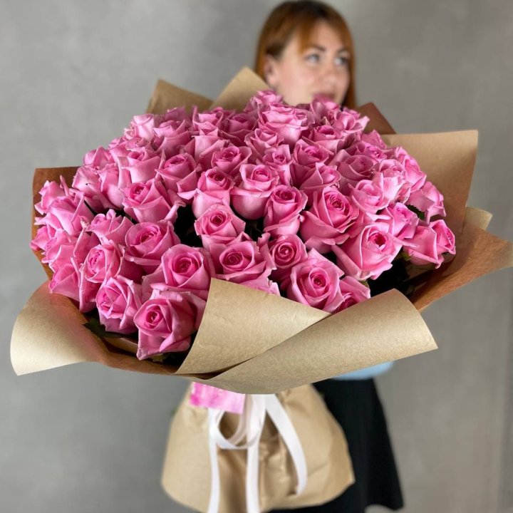 101 розовая роза в Махачкале