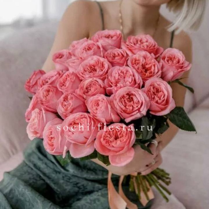 25 Пинк экспрешен  в Махачкале