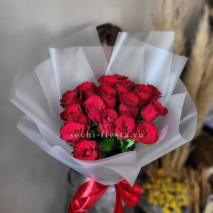 17 красных роз "Нет времени ждать" в Махачкале