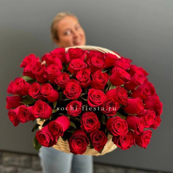101 красная роза в корзине   в Махачкале