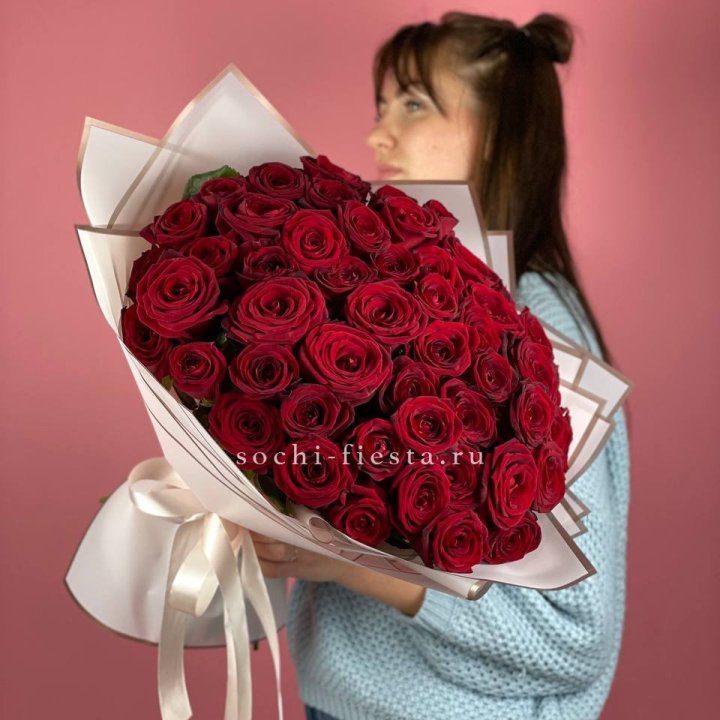 51 красная роза "Лавели" в Махачкале