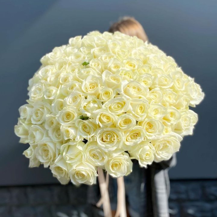 Букет  из 101 белой розы  в Махачкале