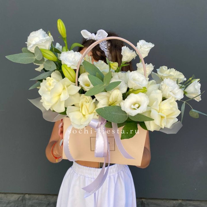 Сумочка цветов "Матина" в Махачкале