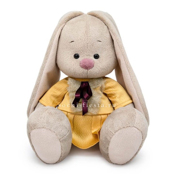 Зайка Ми в песочном платье в Махачкале